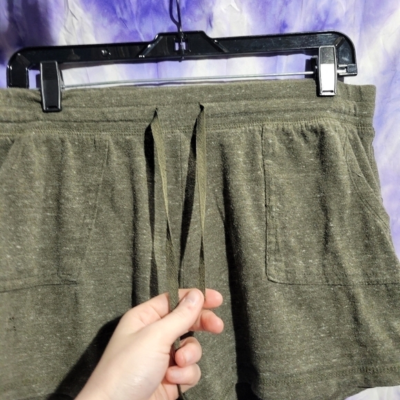 Athletic Works Women's Navy Green Drawstring Shorts Size L(12-14) - Picture 6 of 9